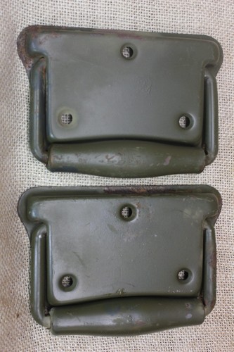 Old tool box drop - old,
