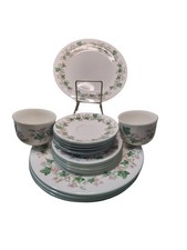 Set of 14 Royal Doulton