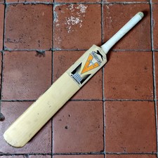 Slazenger V800 Panther Cricket Bat Hand 32 ¼ inch 82cm Harrow 2lb 3.5oz 1990s