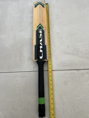 Chase finback cricket - r7,