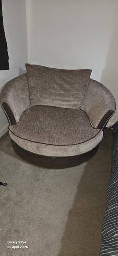 Dfs large swivel cuddle - large,