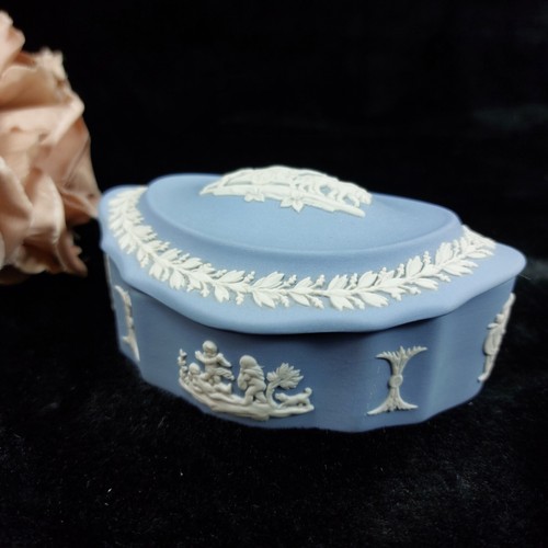 Wedgwood blue jasperware - wedgwood,