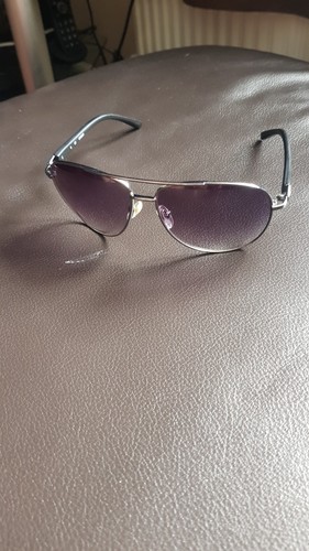 Guess pilot style