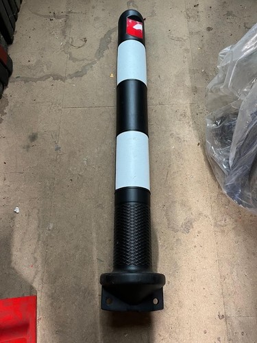 Blakedale bollard plastic - bollard,
