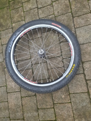 Rear wheel with hope - rear, 2
