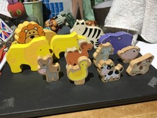 VARIOUS WOODEN ANIMAL FIGURES/TOYS - 12pcs