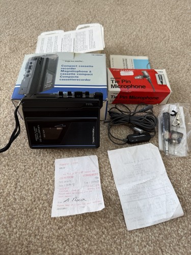 Vintage brand new realistic - new,