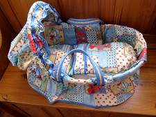 VINTAGE DOLLS MOSES BASKET/CRIB PLUS BABYDOLL, BATH & CARRIER EXCELLENT COND