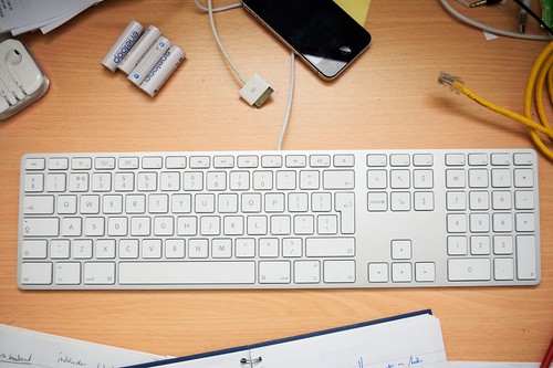 Apple keyboard and mouse uk - keyboard,