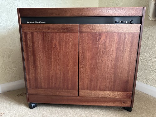 Philips executive hostess - philips,