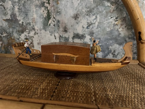 Vintage venitian gondola - vintage,