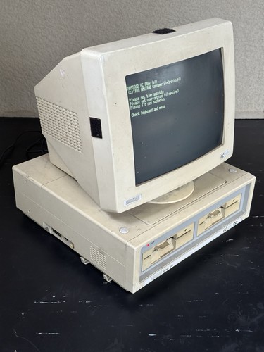 Amstrad pc1512 includes - amstrad, dd