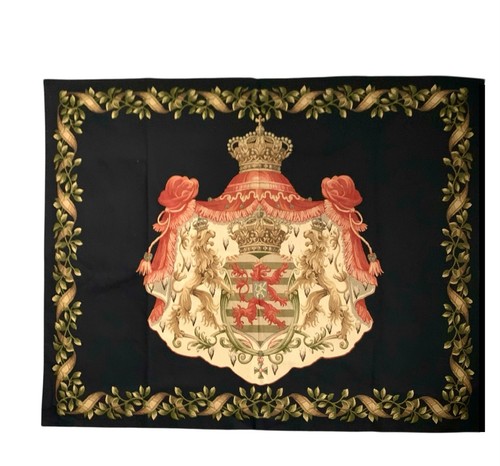 Tapestry royal crest large - royal,