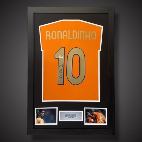 Ronaldinho hand signed - ronaldinho,
