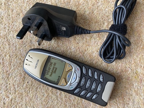 Nokia 6310i black - 6310i, gold