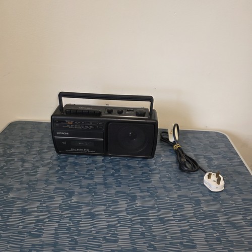 Hitachi trk 60e portable radio - hitachi,