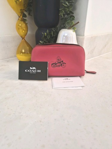 Disney coach red leather - x,