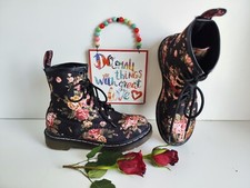 Dr Doc Martens 1460 8 eye Castel floral flowers Victorian boots UK4 EU37 US6