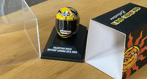 Minichamps valentino rossi - minichamps,