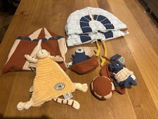 Trixie Puppets Including Igloo