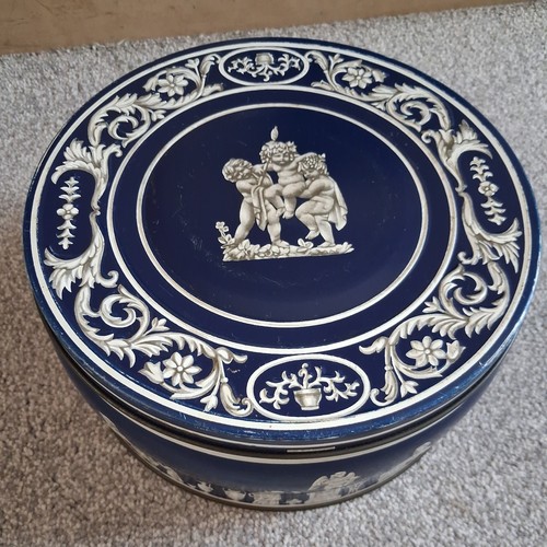 Huntley palmers jasperware - palmers,