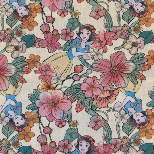 Snow white disney - white,