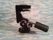 Manfrotto Bogen 3047 heavy duty pan tilt tripod head w/quick release plate