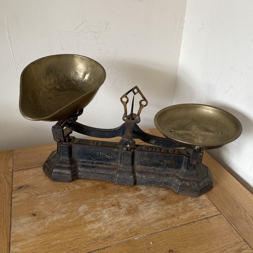 Antique cast iron weighing - antique,