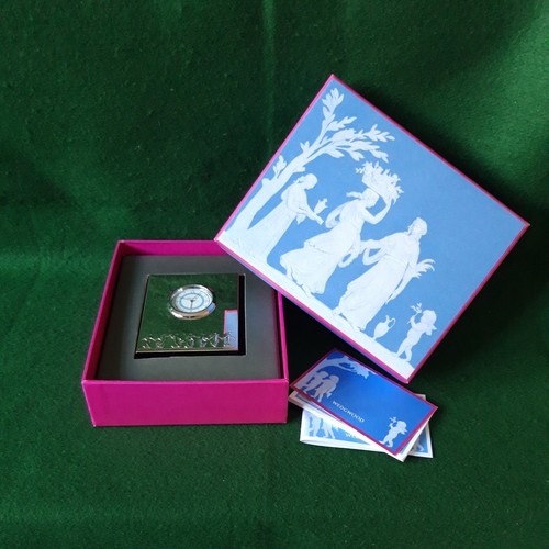 Wedgewood desk clock silver - clock,