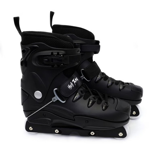 Hot tuna aggressive skates - hot,