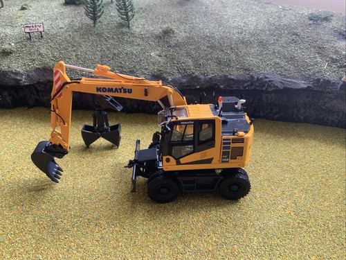 Komatsu pw148 diecast - komatsu, pw148-11