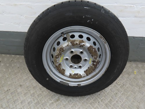 One iveco daily - 16",