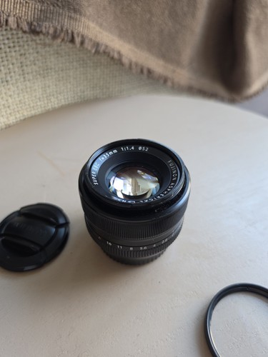 Fujifilm 35mm 4 r - f/1.4, prime