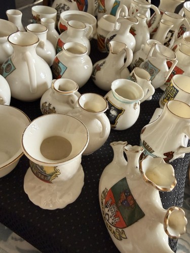 Souvenir crested china mixed - souvenir,