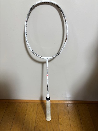 Yonex voltric force lin - force,