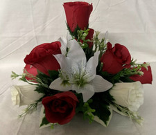 guest table arrangement