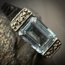 Vintage Sterling Silver Emerald-Cut Blue Topaz Ring UK N / US 6.75 (2.63g)