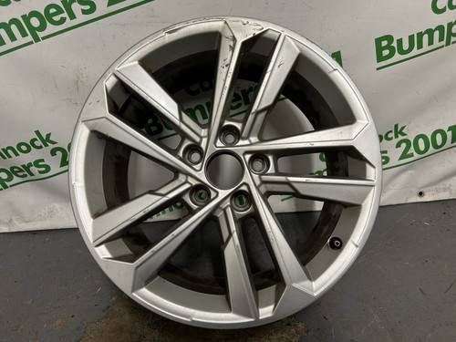 Audi silver alloy - 8y, 17''