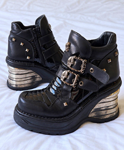 New rock gothic - gothic, platform