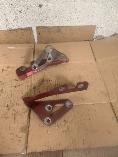 Vauxhall vectra bonnet hinge - vauxhall,