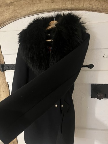 Zara ladies manteco black - zara,