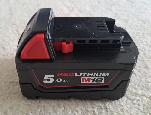 Milwaukee m18b5 0ah 18v - milwaukee,