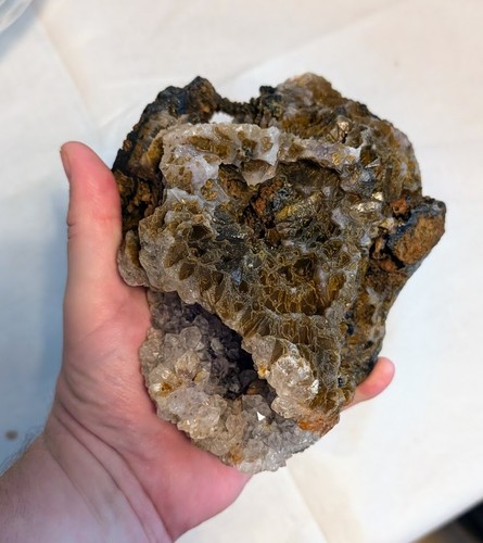 2kg quartz crystal - crystal, vug