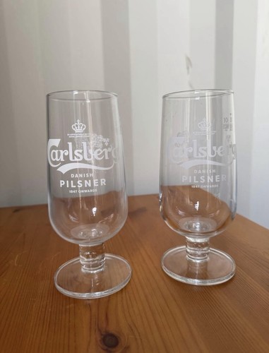 Carlsberg pint glass 12 - x,