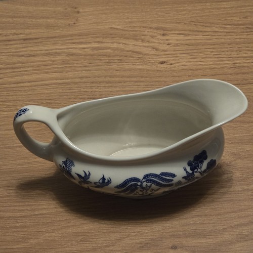 Vintage old willow gravy - old,