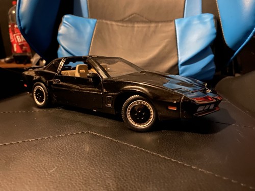 Ertl knight rider t - knight,