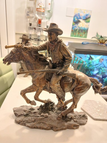 John wayne bronzed statue - john,