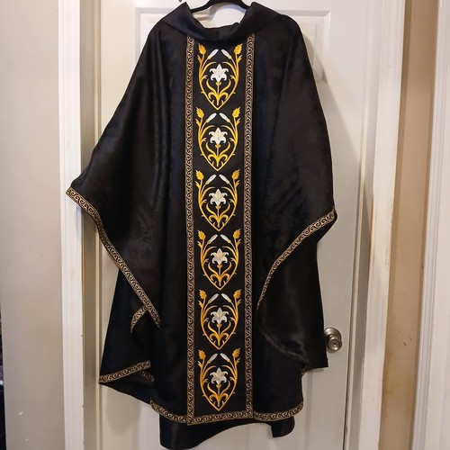 Beautiful requiem vestment set - requiem,