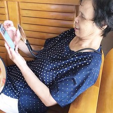 Hands Free Magnifying Glass Large View Area Flexible Neck For Reading Crafts