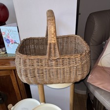 vintage  wicker   Shopping